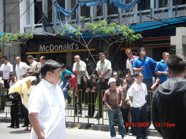 CIMG1327 the sun was hot, and hearts were burning