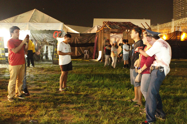 The brave ones among us got some photo op with the walkers.